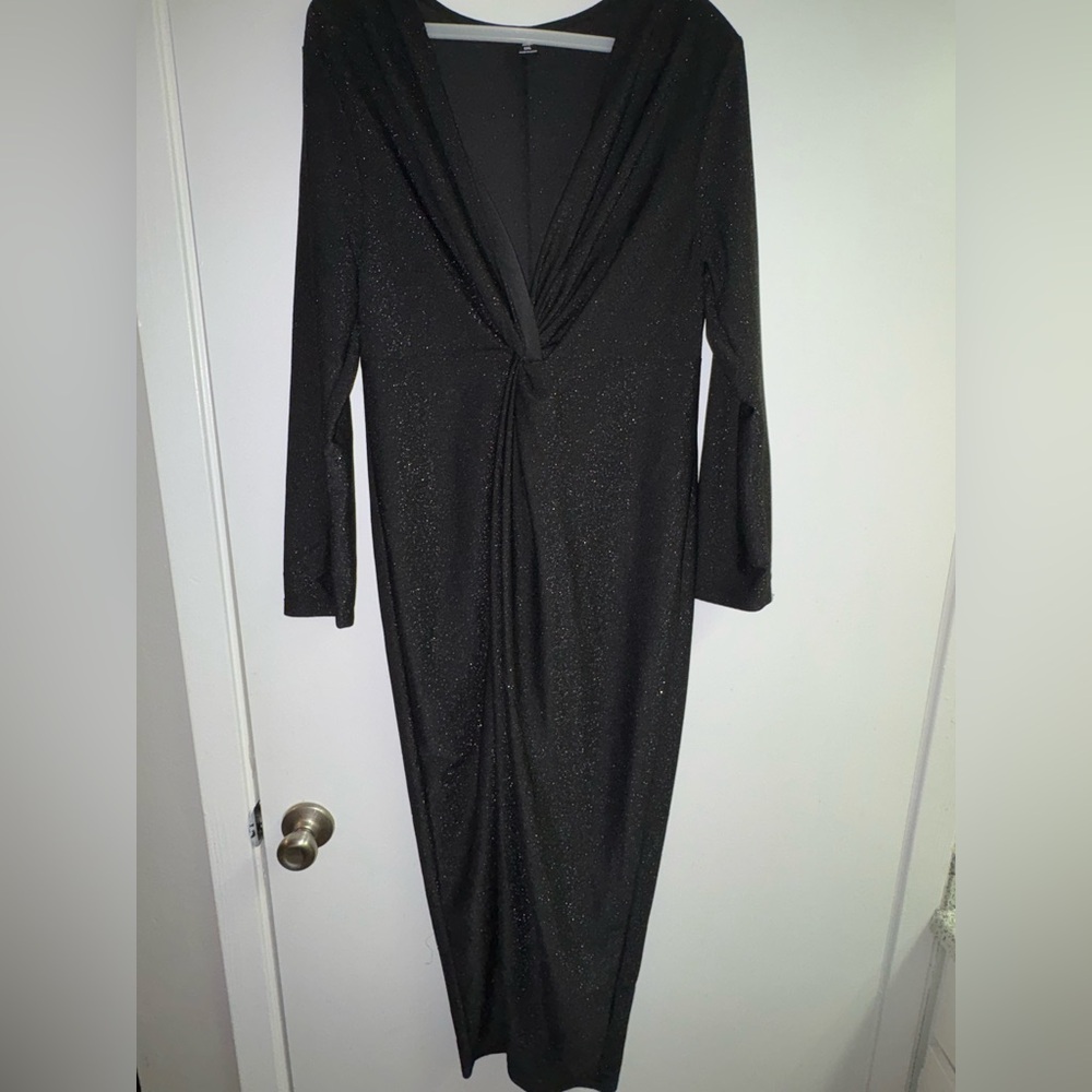 SHEIN Black Plunge Long Sleeve Gown